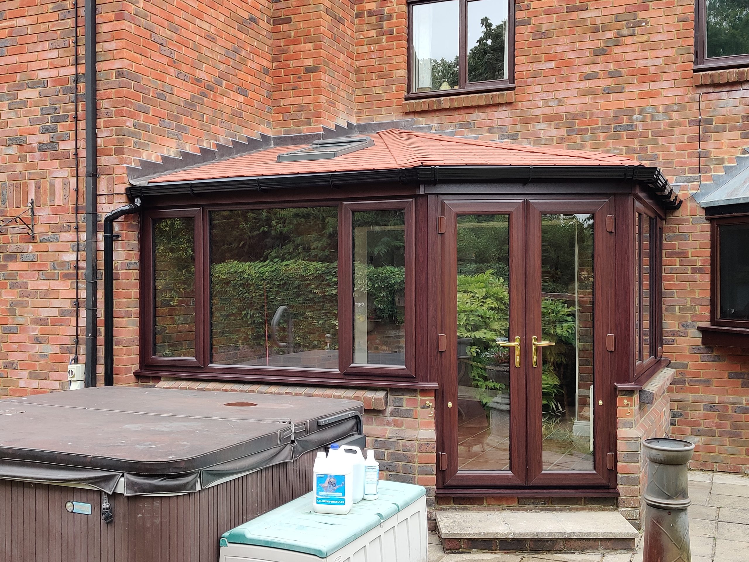 Rosewood-Solid-Roof-External-scaled